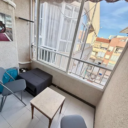 With Pool, Near The 公寓