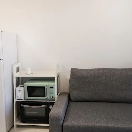 With Pool, Near The 托雷维耶哈