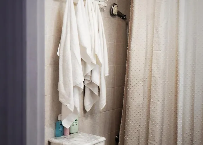 With Pool, Near The Apartment *